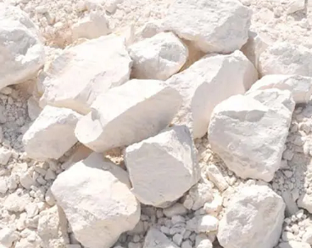 White Kaolin Clay Lumps